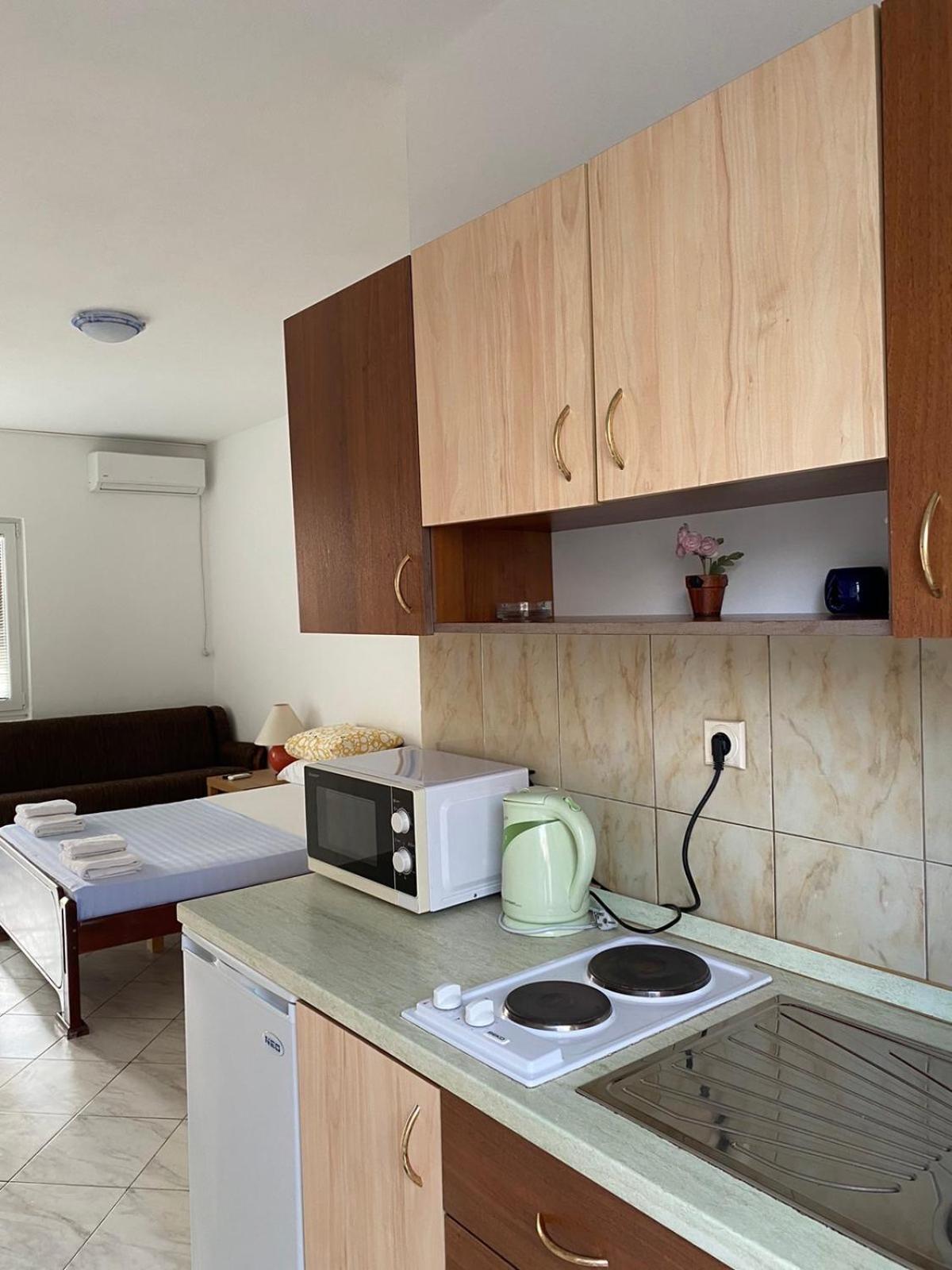 Apartments Vila Kurtagic Dobra Voda Bagian luar foto