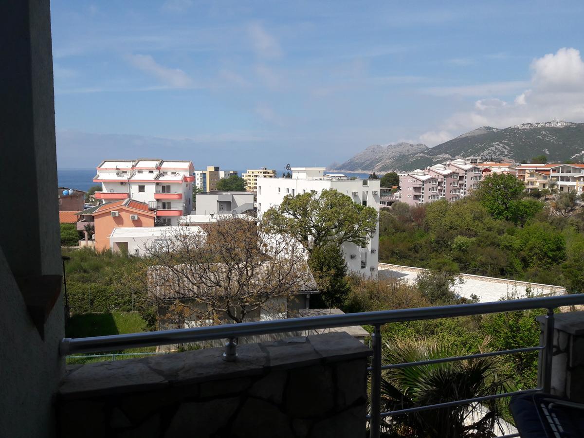 Apartments Vila Kurtagic Dobra Voda Bagian luar foto